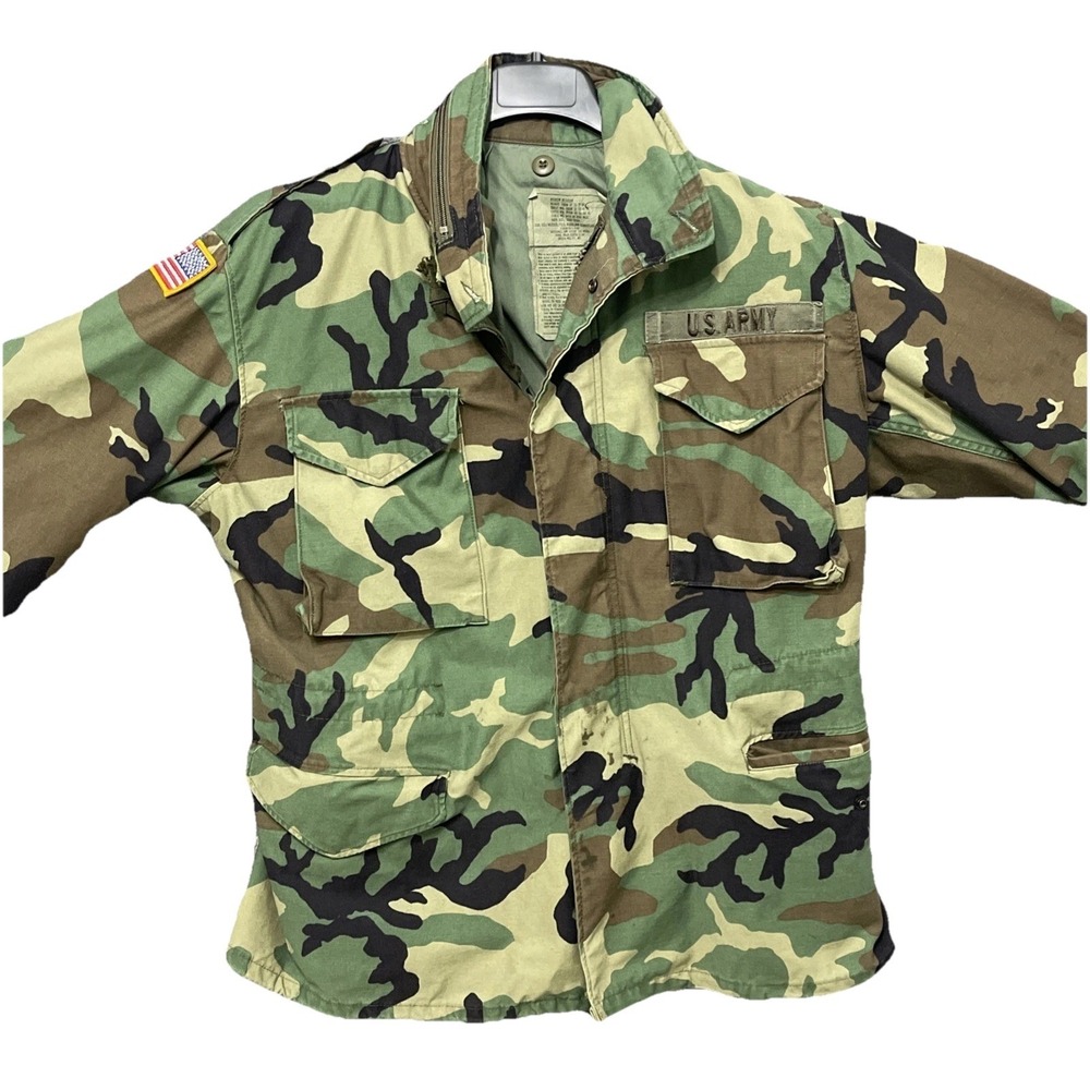 U.S. Army Cold Weather Field Jacket Woodland Camo Medium Regular Military